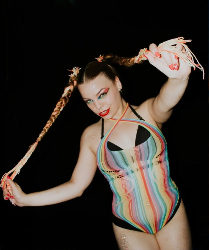 Rocío Club Dancer 7770076